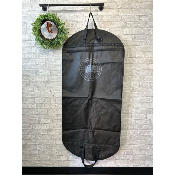 Canada Goose Arctic Program Garment Bag for Jackets Suits Zippered